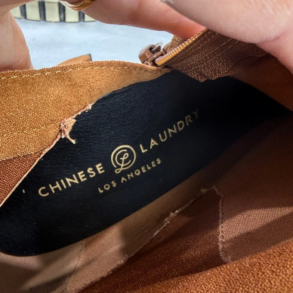 (H3) Chinese Laundry Tan Suede Ankle Boots,Size 40/9USA